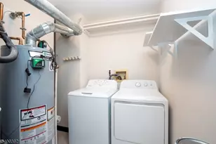 22 Amberly Ct, Franklin Township, NJ 08823 - Photo 21