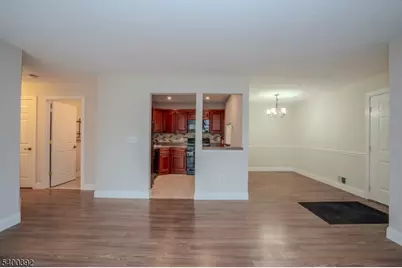 22 Amberly Ct, Franklin Township, NJ 08823 - Photo 7