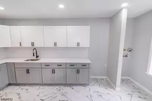 662 Mt Prospect Ave, Newark, NJ 07104 - Photo 9