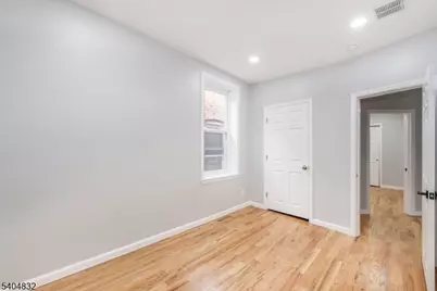 662 Mount Prospect Ave, Newark, NJ 07104 - Photo 11