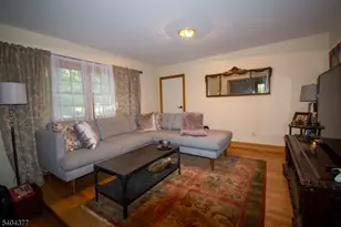 29 Walker Dr, Ringwood, NJ 07456 - Photo 11