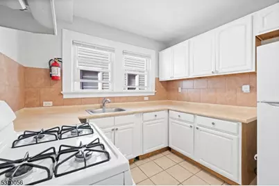 296 N Maple Ave #2, East Orange, NJ 07017 - Photo 11