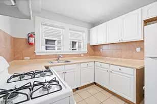 296 N Maple Ave, East Orange, NJ 07017 - Photo 11