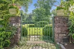 312 Hamden Rd, Franklin Township, NJ 08801 - Photo 15