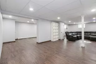 17 Rockaway Valley Rd, Montville Township, NJ 07005 - Photo 33