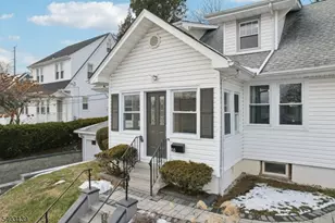 55 Roosevelt Ave, West Orange Township, NJ 07052 - Photo 43