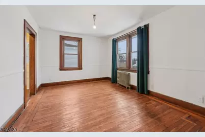 55 Roosevelt Ave, West Orange Township, NJ 07052 - Photo 15