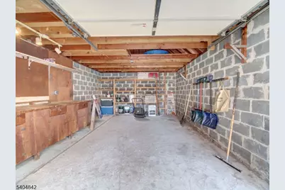 210 Maple Ave, Linden, NJ 07036 - Photo 29