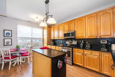 7 Hornbeam Way, Hardyston Township, NJ 07419 - Photo 9