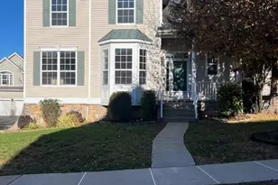 196 Winding Hill Dr, Mount Olive, NJ 07840 - Photo 1