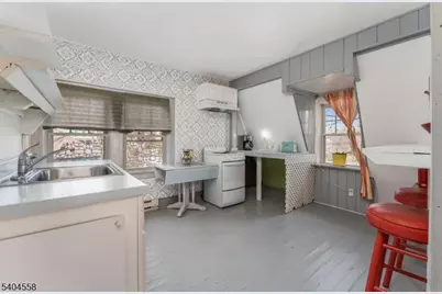 400 Church St Apt A, Hackettstown, NJ 07840 - Photo 9