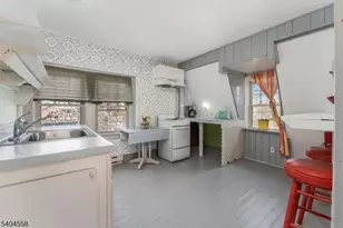 400 Church St, Hackettstown, NJ 07840 - Photo 9