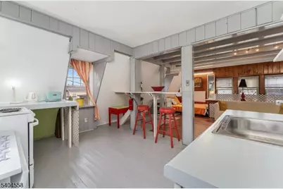 400 Church St Apt A, Hackettstown, NJ 07840 - Photo 11