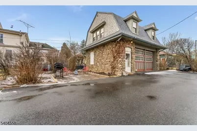 400 Church St Apt A, Hackettstown, NJ 07840 - Photo 17