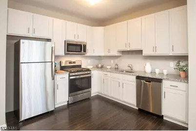 50 Arlene Ct, Parsippany, NJ 07950 - Photo 3