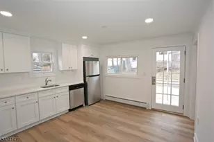 6 Bucknell Trail, Hopatcong, NJ 07843 - Photo 13