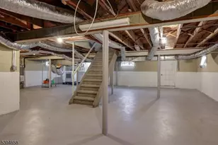 825 Dennis Pl, Linden, NJ 07036 - Photo 21