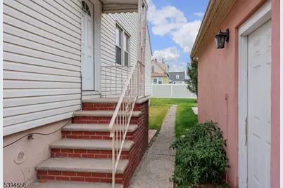 825 Dennis Pl, Linden, NJ 07036 - Photo 27