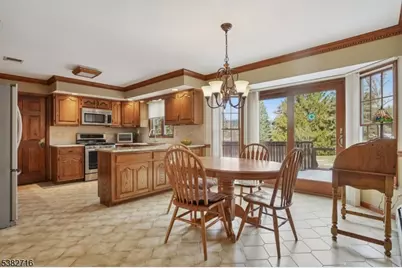 32 Nancy Terrace, Washington Township, NJ 07853 - Photo 5