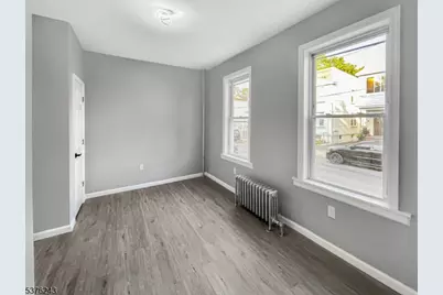 39 Brookdale Ave, Newark, NJ 07106 - Photo 31