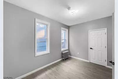 39 Brookdale Ave, Newark, NJ 07106 - Photo 11