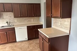 892 Hobson St, Union Township, NJ 07083 - Photo 5