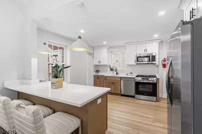 33 Robertson Rd, West Orange Township, NJ 07052 - Photo 15