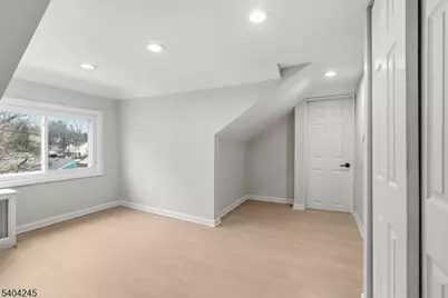 33 Robertson Rd, West Orange Township, NJ 07052 - Photo 23