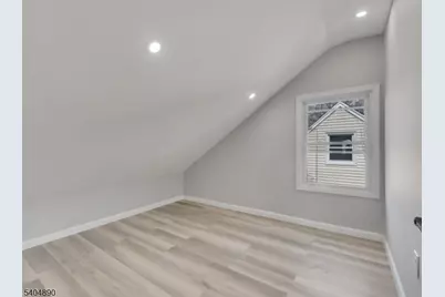 978 Rahway Ave, Woodbridge Township, NJ 07001 - Photo 13