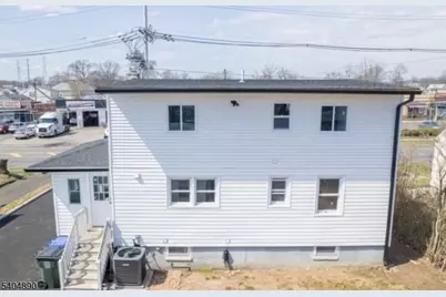 978 Rahway Ave, Woodbridge Township, NJ 07001 - Photo 3