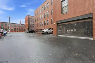 19 Market St, Paterson, NJ 07501 - Photo 23