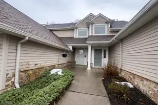 113 Bourne Ci, Hardyston Township, NJ 07419 - Photo 5