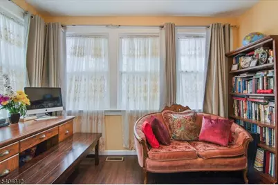 29 Van Ness Ter, Maplewood, NJ 07040 - Photo 5