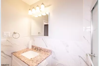 187 Evergreen, Edison, NJ 08837 - Photo 5