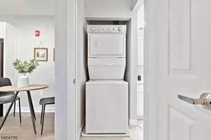 2821 Pheasant Hollow Dr, Plainsboro Township, NJ 08536 - Photo 11