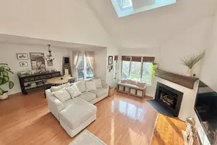 13 Mission Hills Rd, Clinton Township, NJ 08801 - Photo 3