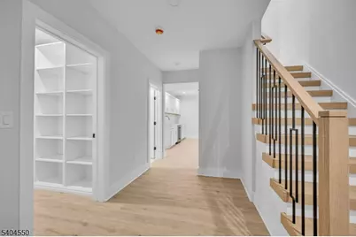 7 Canterbury Ln, Millburn, NJ 07078 - Photo 37