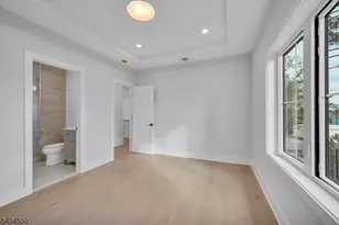 7 Canterbury Ln, Millburn, NJ 07078 - Photo 27