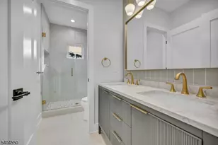 7 Canterbury Ln, Millburn, NJ 07078 - Photo 29