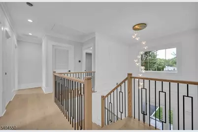 7 Canterbury Ln, Millburn, NJ 07078 - Photo 23