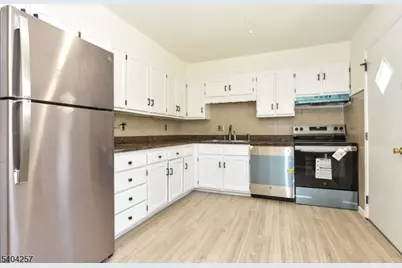 181 Pleasant Valley Way, West Orange Township, NJ 07052 - Photo 9