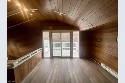 38 W River Styx Rd, Hopatcong, NJ 07843 - Photo 7