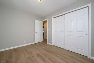 118 Colonia Blvd, Rahway, NJ 07065 - Photo 13