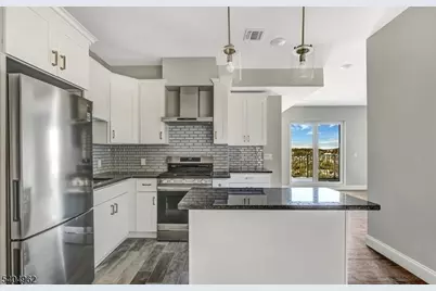 318 Dixon Ave #201, Paterson, NJ 07501 - Photo 13