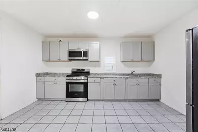 102 Highland Ave #2, Clifton, NJ 07011 - Photo 7