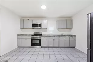 102 Highland Ave, Clifton, NJ 07011 - Photo 7