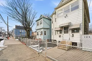 102 Highland Ave, Clifton, NJ 07011 - Photo 25