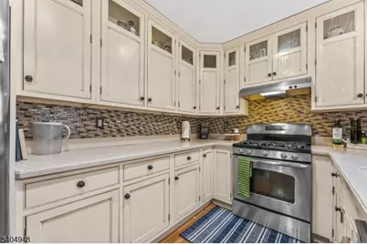 123 Butternut Dr, Wayne, NJ 07470 - Photo 7