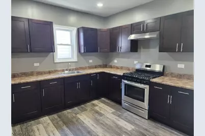 196 W End Ave, Newark, NJ 07106 - Photo 25