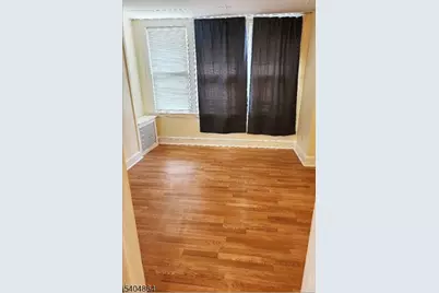 196 W End Ave, Newark, NJ 07106 - Photo 15